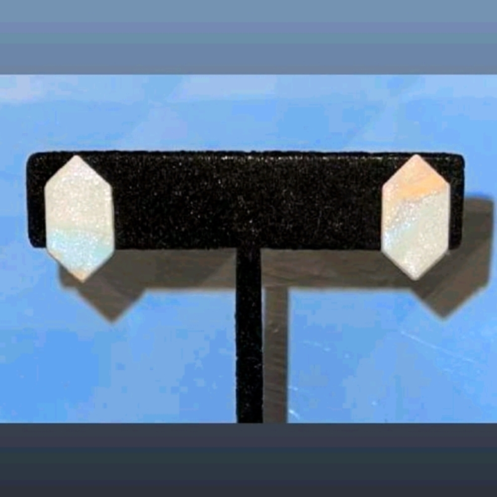 Dainty Studs